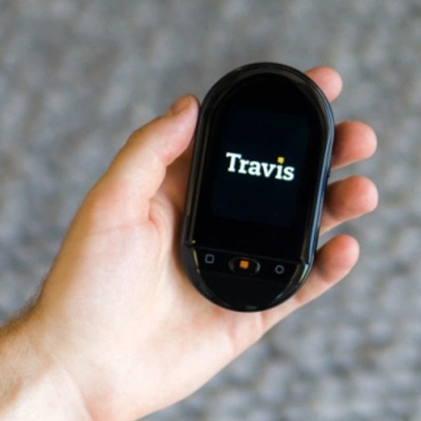 Máy phiên dịch cầm tay Travis Touch